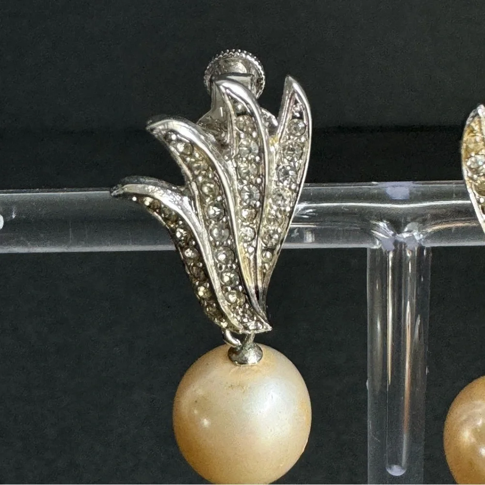 Vintage‎ Vendome Pearl Drop Clip-On Earrings Silver Rhinestone Bridal Bride